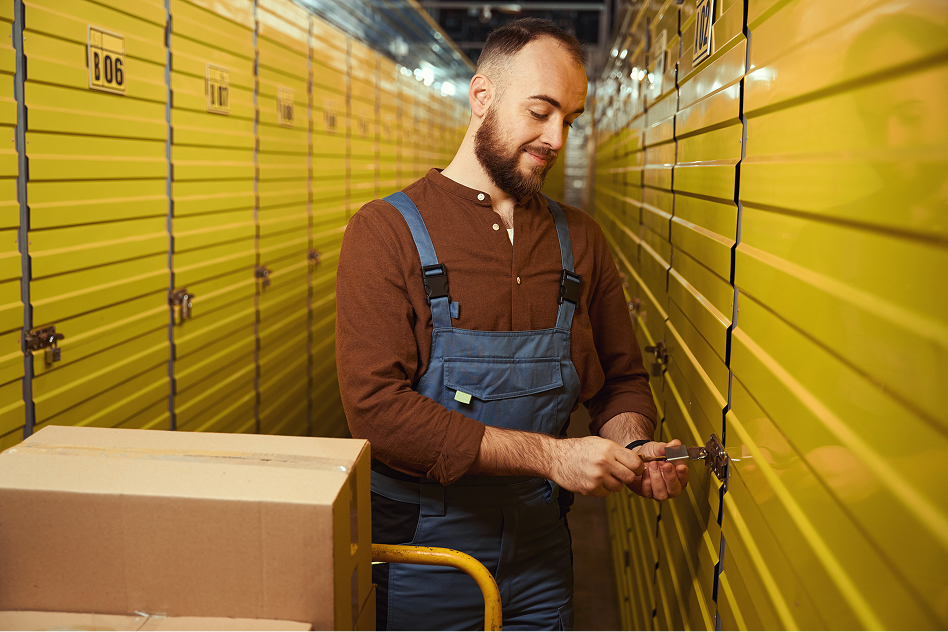 Key Vaults Inventory with Expiry Dates