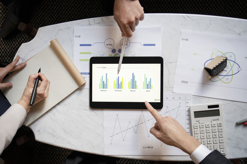 adaptive-financial-models